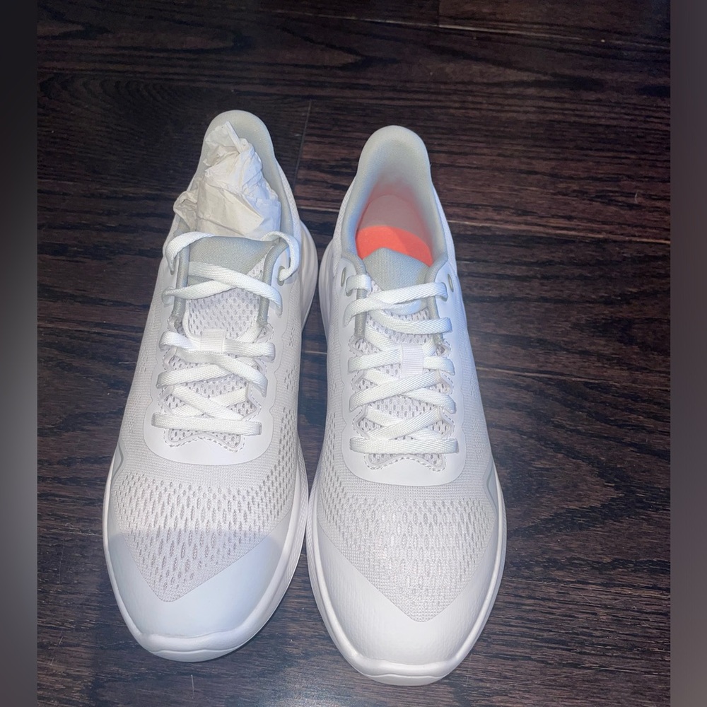 New FootJoy Women’s White Golf Shoes